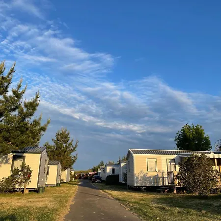 Camping Le Village De La