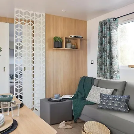 Le Village De La 4* Les Moutiers