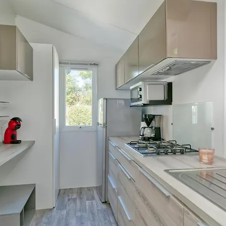 אתר קמפינג Le Village De La 4*