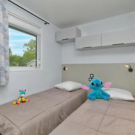 Le Village De La אתר קמפינג